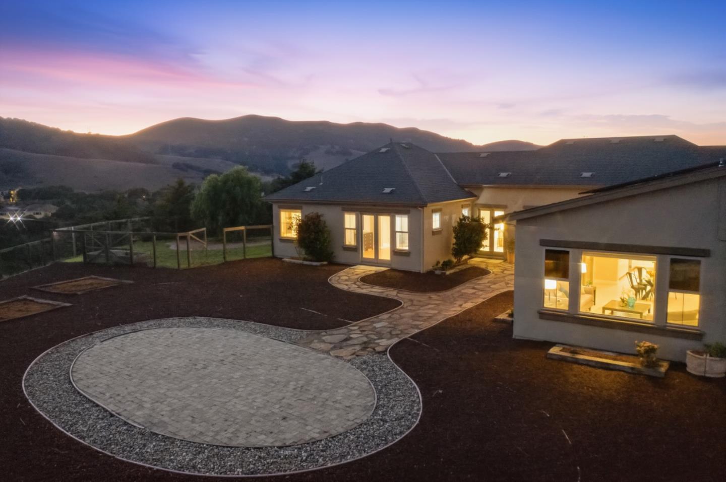 Detail Gallery Image 65 of 70 For 979 via Rodriguez, San Juan Bautista,  CA 95045 - 3 Beds | 2/1 Baths