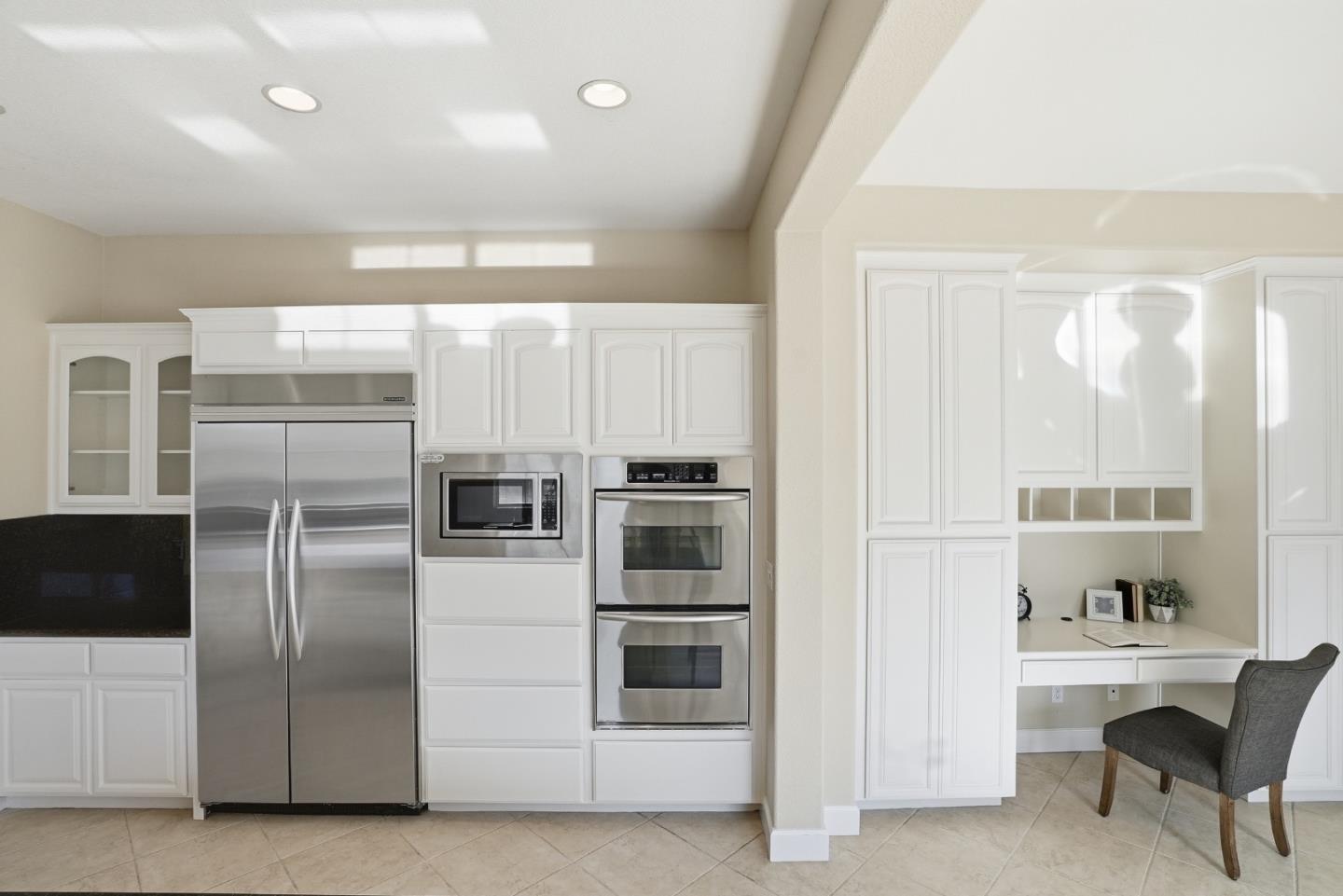 Detail Gallery Image 9 of 70 For 979 via Rodriguez, San Juan Bautista,  CA 95045 - 3 Beds | 2/1 Baths