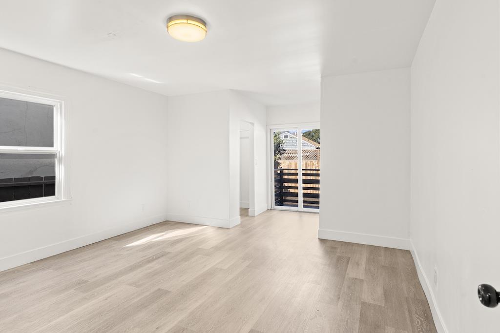 Detail Gallery Image 10 of 18 For 1463 103rd Ave, Oakland,  CA 94603 - 4 Beds | 2 Baths