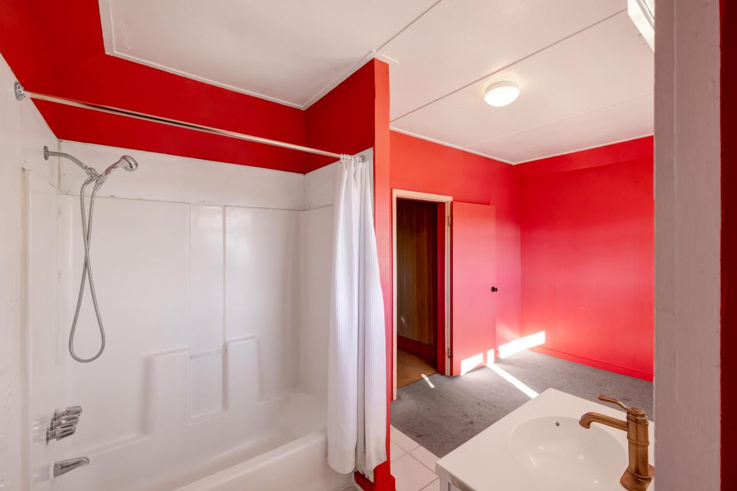 Detail Gallery Image 24 of 30 For 486 Van Buren St, Monterey,  CA 93940 - 5 Beds | 3 Baths