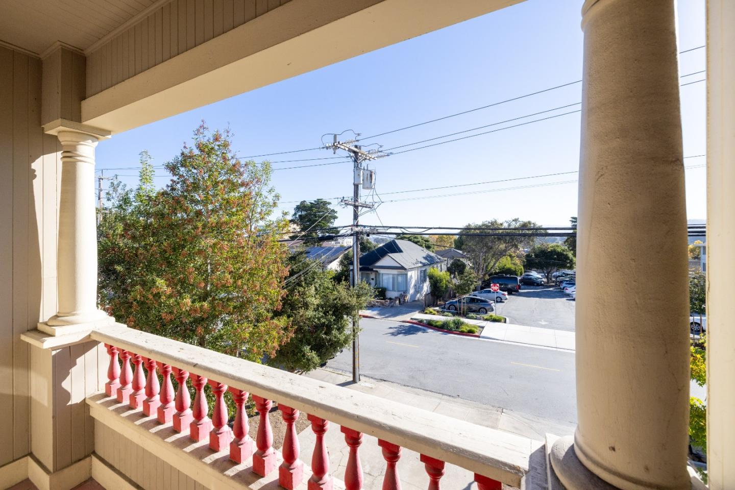 Detail Gallery Image 27 of 30 For 486 Van Buren St, Monterey,  CA 93940 - 5 Beds | 3 Baths