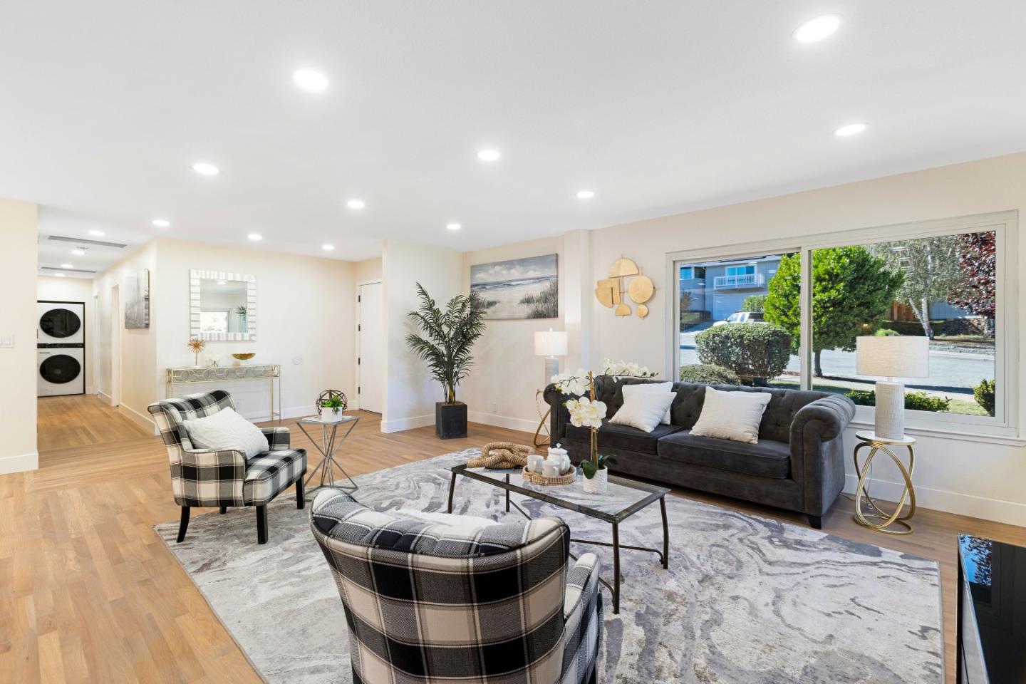 Detail Gallery Image 10 of 43 For 8120 Catalina Ct, Gilroy,  CA 95020 - 4 Beds | 2 Baths