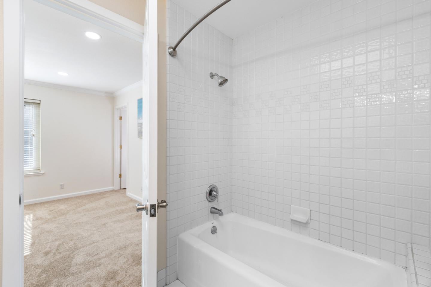 Detail Gallery Image 38 of 43 For 8120 Catalina Ct, Gilroy,  CA 95020 - 4 Beds | 2 Baths