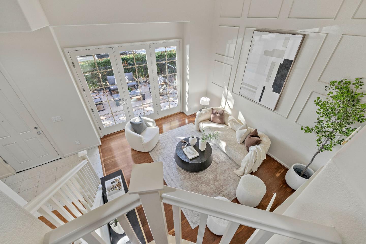 Detail Gallery Image 13 of 51 For 124 Sunol St, San Jose,  CA 95126 - 3 Beds | 3 Baths