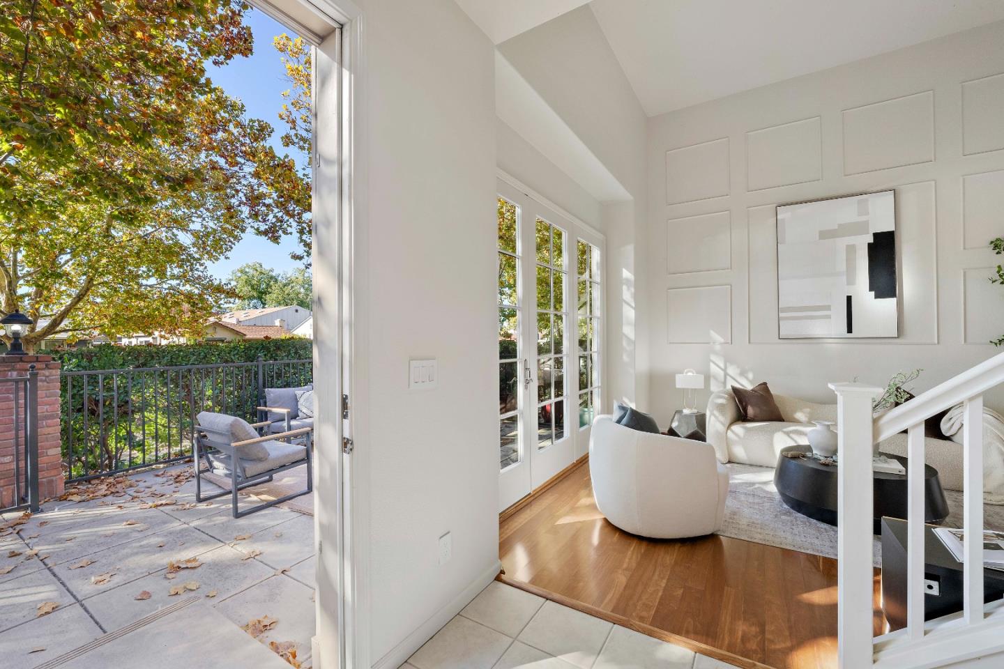 Detail Gallery Image 7 of 51 For 124 Sunol St, San Jose,  CA 95126 - 3 Beds | 3 Baths