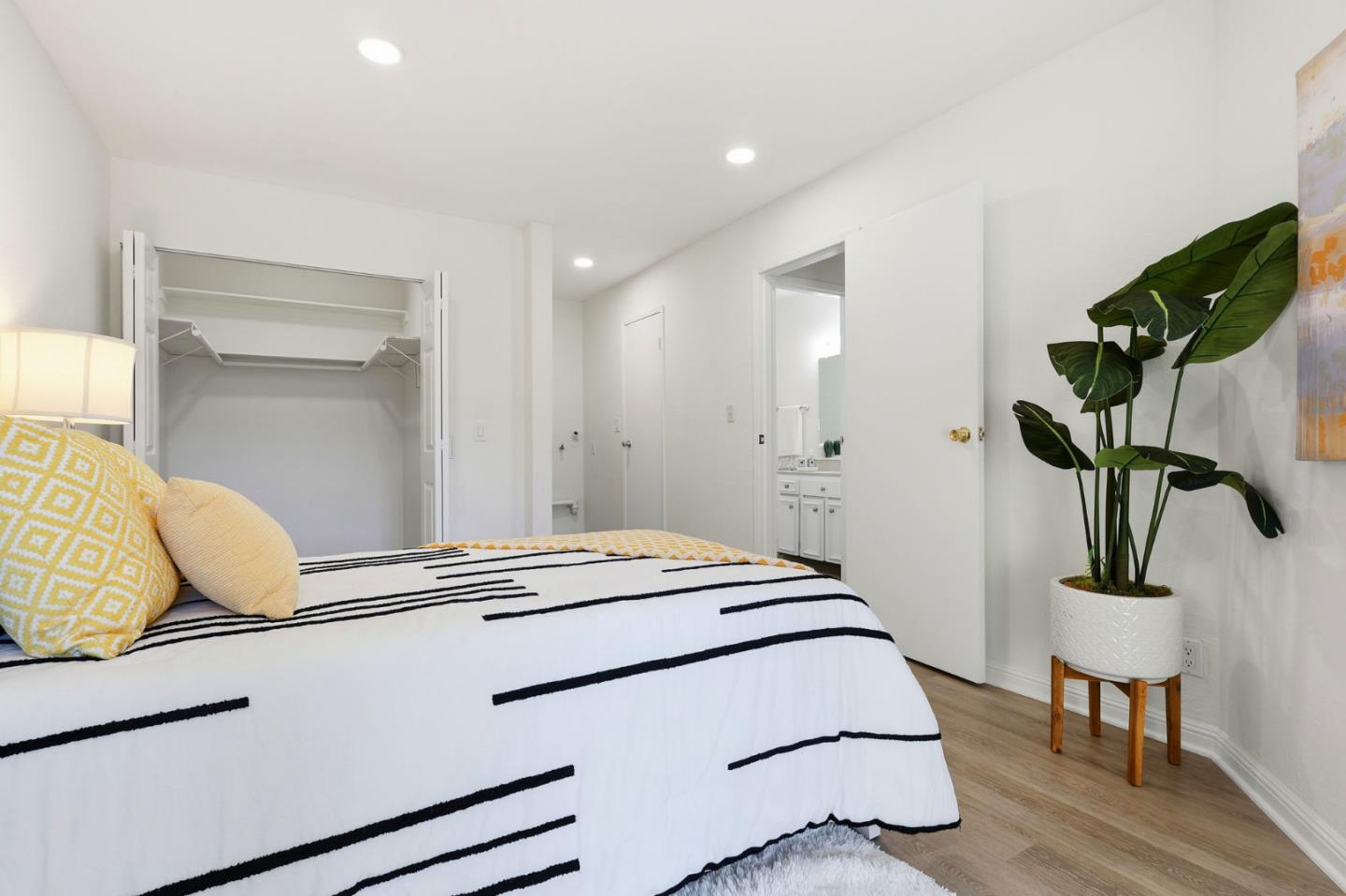 Detail Gallery Image 18 of 33 For 396 Imperial Way #208,  Daly City,  CA 94015 - 2 Beds | 1 Baths