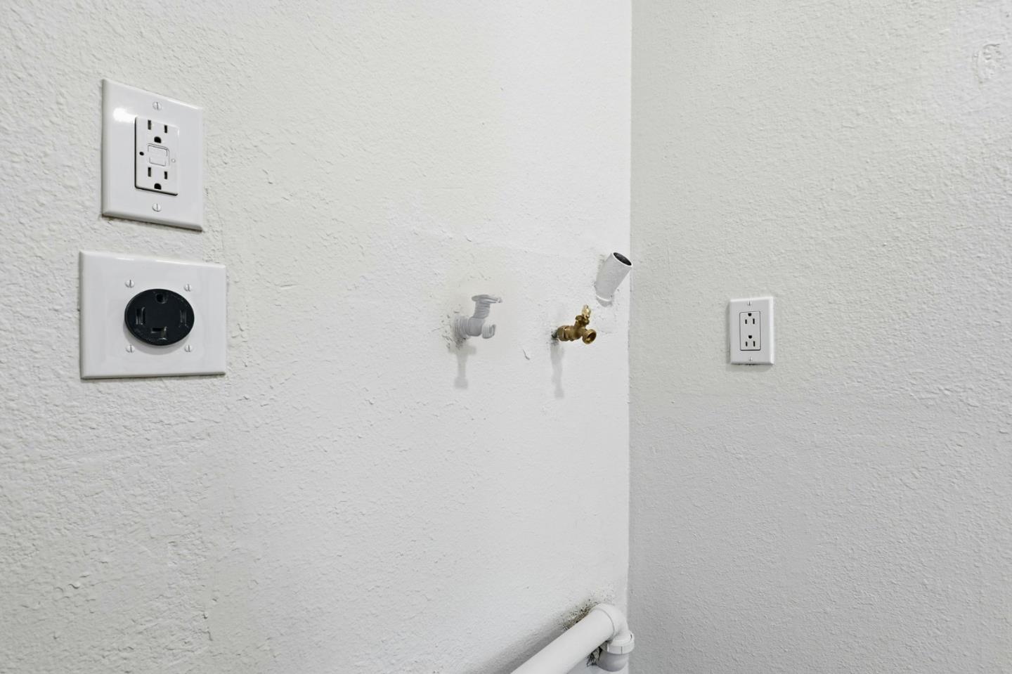 Detail Gallery Image 22 of 33 For 396 Imperial Way #208,  Daly City,  CA 94015 - 2 Beds | 1 Baths