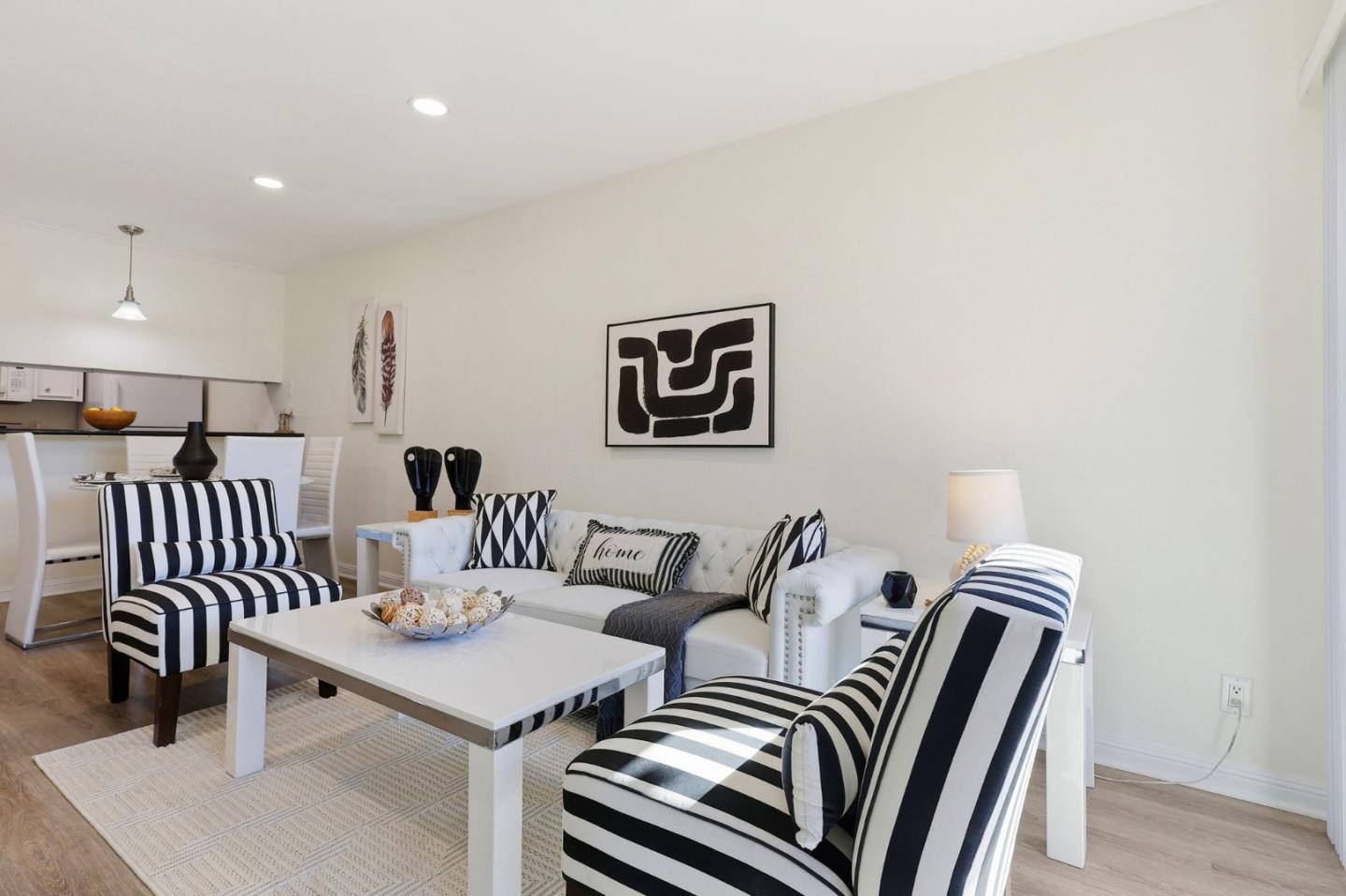 Detail Gallery Image 4 of 33 For 396 Imperial Way #208,  Daly City,  CA 94015 - 2 Beds | 1 Baths