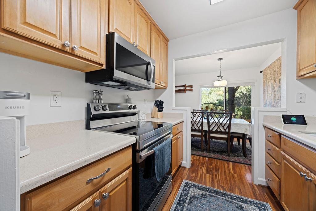 Detail Gallery Image 16 of 49 For 3350 La Mesa Dr #10,  San Carlos,  CA 94070 - 2 Beds | 2 Baths