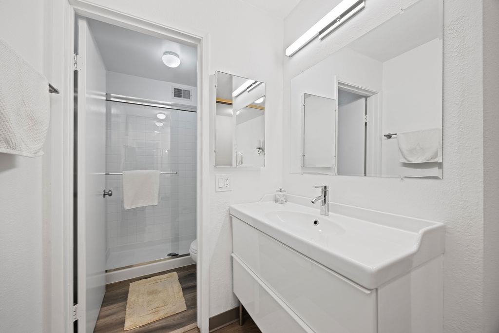 Detail Gallery Image 26 of 49 For 3350 La Mesa Dr #10,  San Carlos,  CA 94070 - 2 Beds | 2 Baths