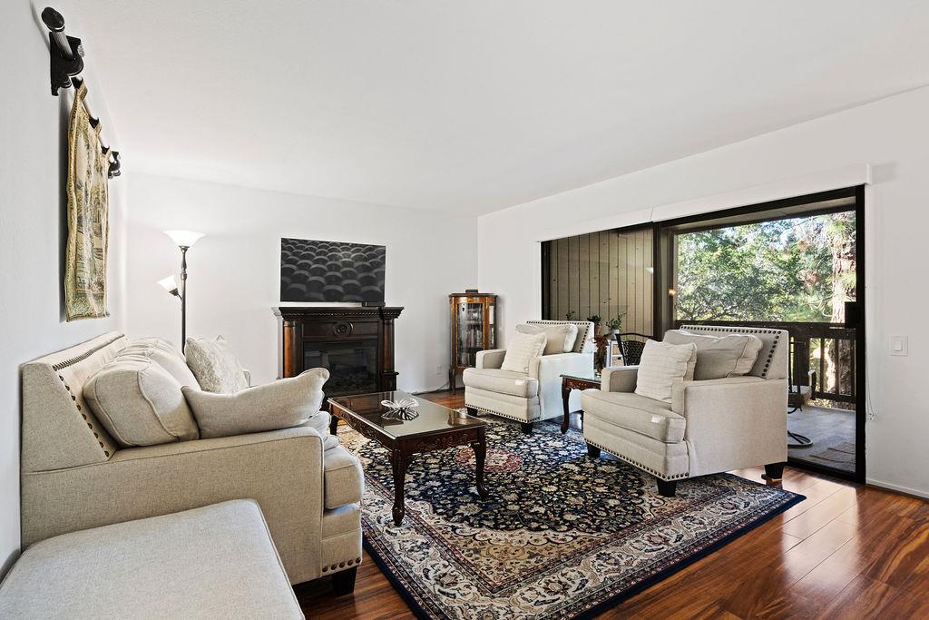 Detail Gallery Image 7 of 49 For 3350 La Mesa Dr #10,  San Carlos,  CA 94070 - 2 Beds | 2 Baths