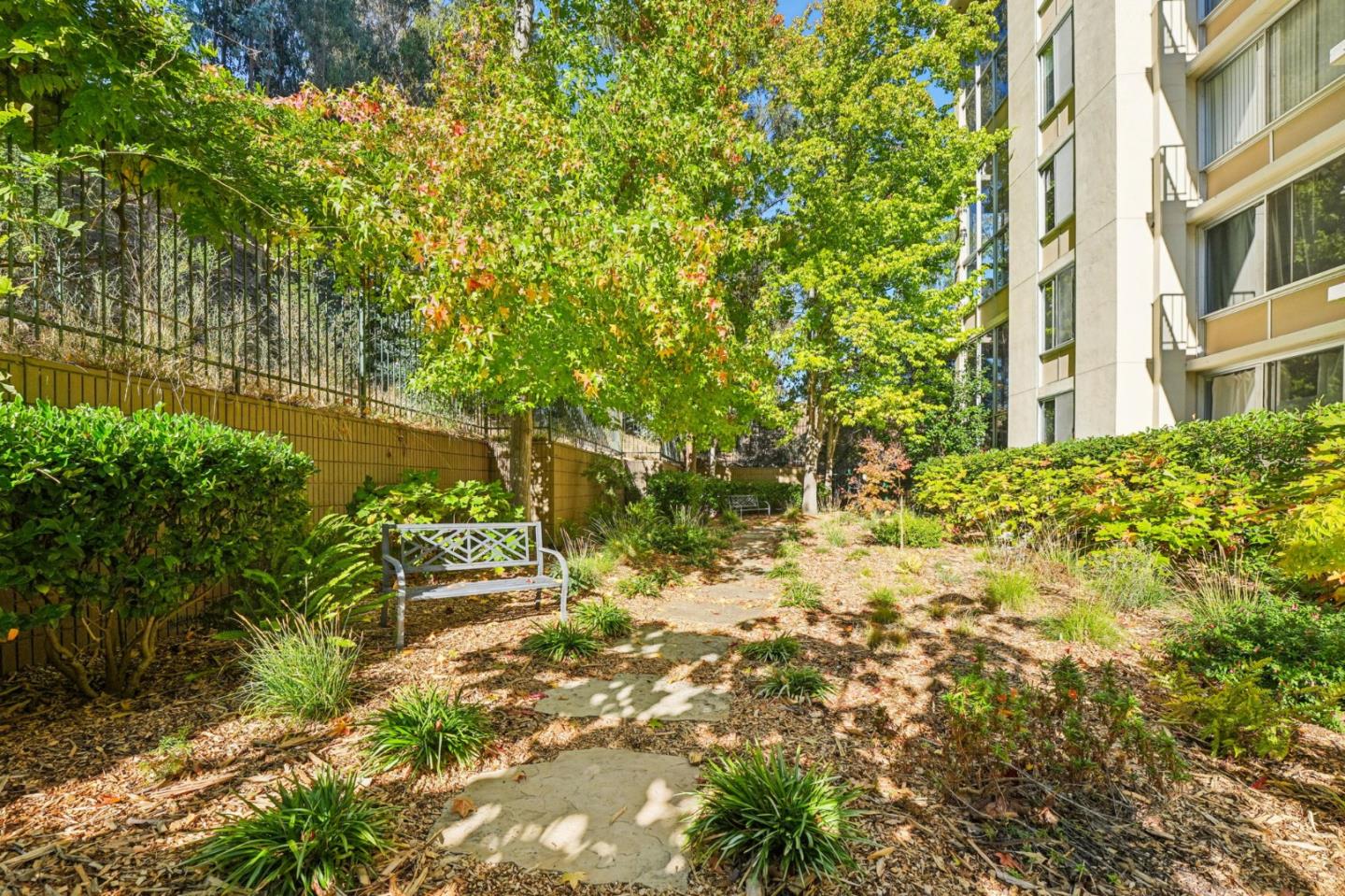 Detail Gallery Image 20 of 25 For 400 Davey Glen Rd #4826,  Belmont,  CA 94002 - 2 Beds | 2 Baths