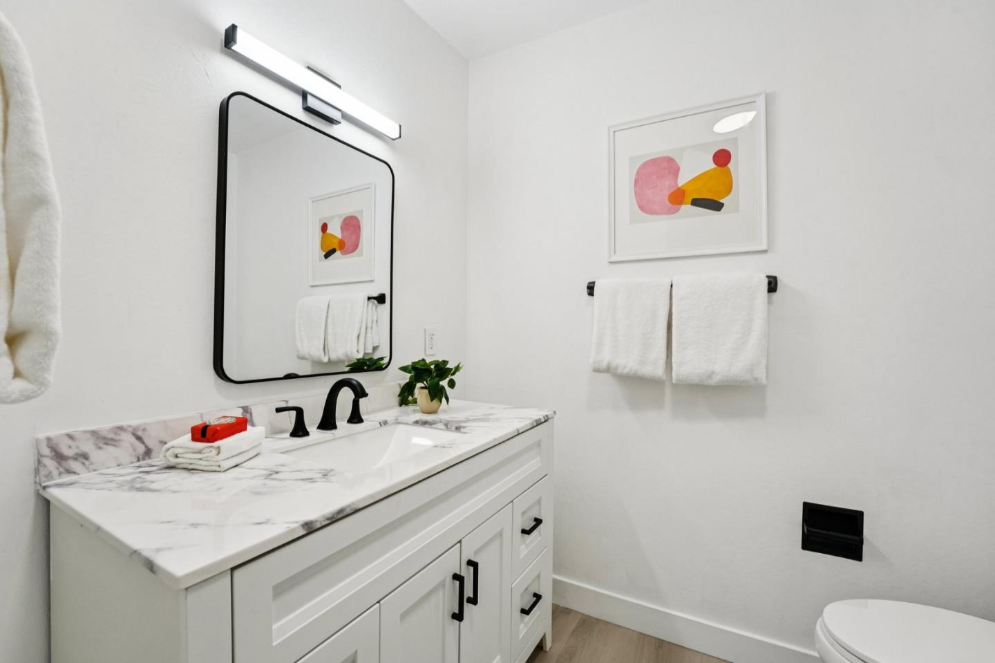 Detail Gallery Image 8 of 25 For 400 Davey Glen Rd #4826,  Belmont,  CA 94002 - 2 Beds | 2 Baths