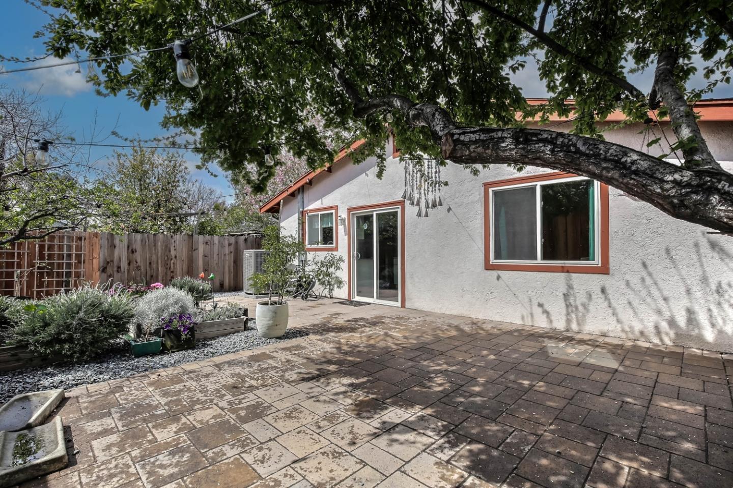 Detail Gallery Image 19 of 19 For 2396 Summer St, San Jose,  CA 95116 - 4 Beds | 3 Baths