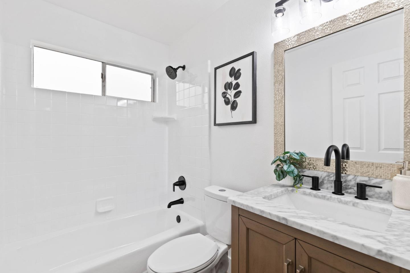 Detail Gallery Image 18 of 27 For 2271 Pumpherston Ct, San Jose,  CA 95148 - 3 Beds | 2 Baths