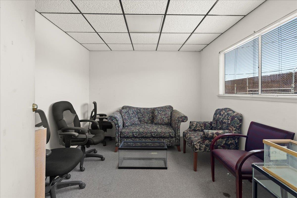 Detail Gallery Image 11 of 26 For 29605 Pacific St, Hayward,  CA 94544 - – Beds | – Baths