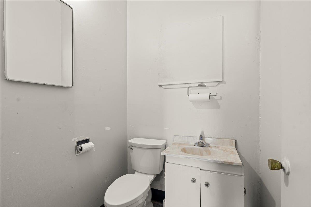 Detail Gallery Image 14 of 26 For 29605 Pacific St, Hayward,  CA 94544 - – Beds | – Baths