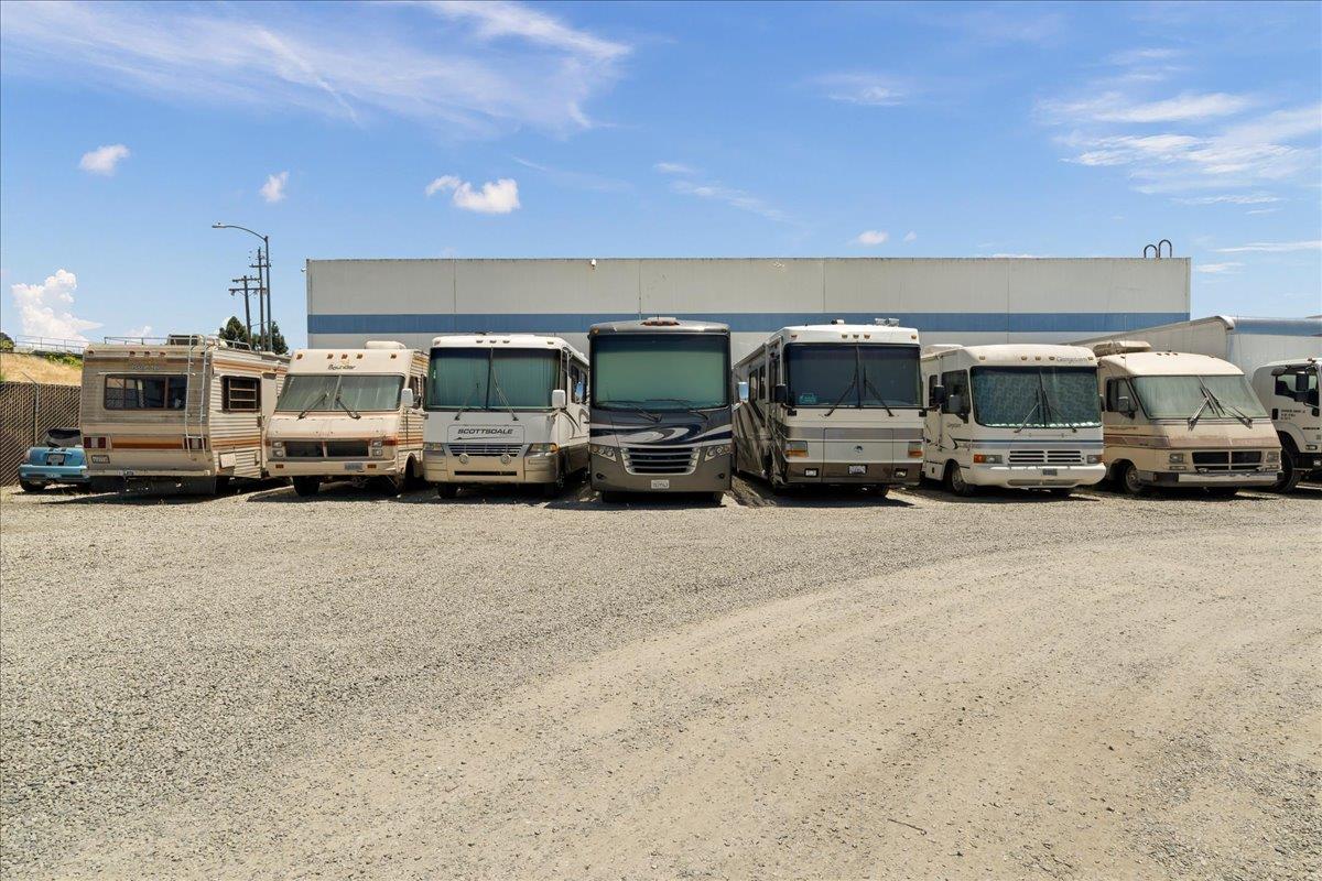 Detail Gallery Image 19 of 26 For 29605 Pacific St, Hayward,  CA 94544 - – Beds | – Baths