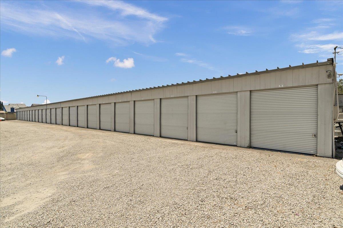 Detail Gallery Image 21 of 26 For 29605 Pacific St, Hayward,  CA 94544 - – Beds | – Baths