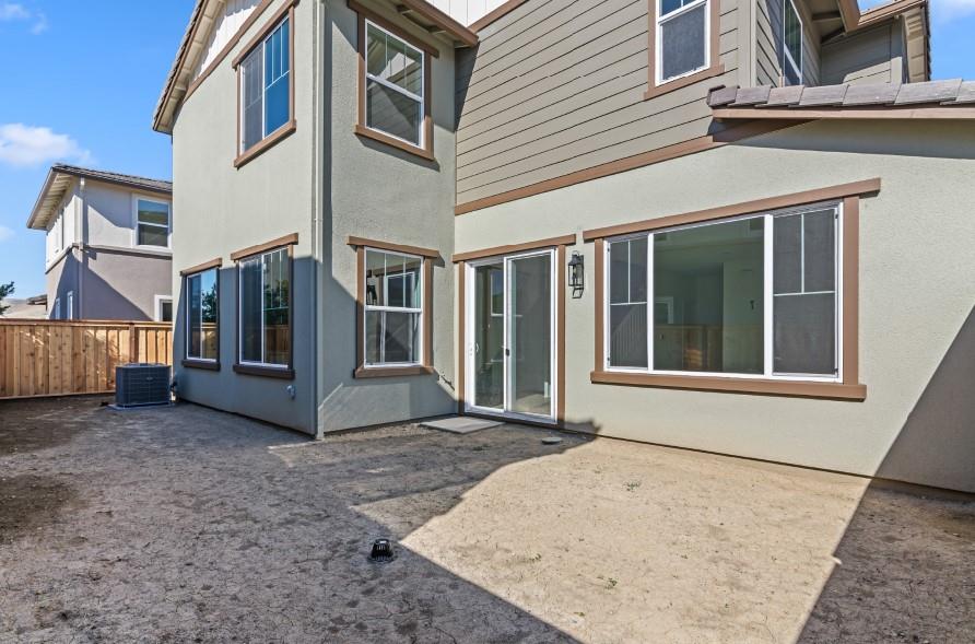 Detail Gallery Image 14 of 14 For 5709 Pathway Dr, Fairfield,  CA 94533 - 4 Beds | 3 Baths