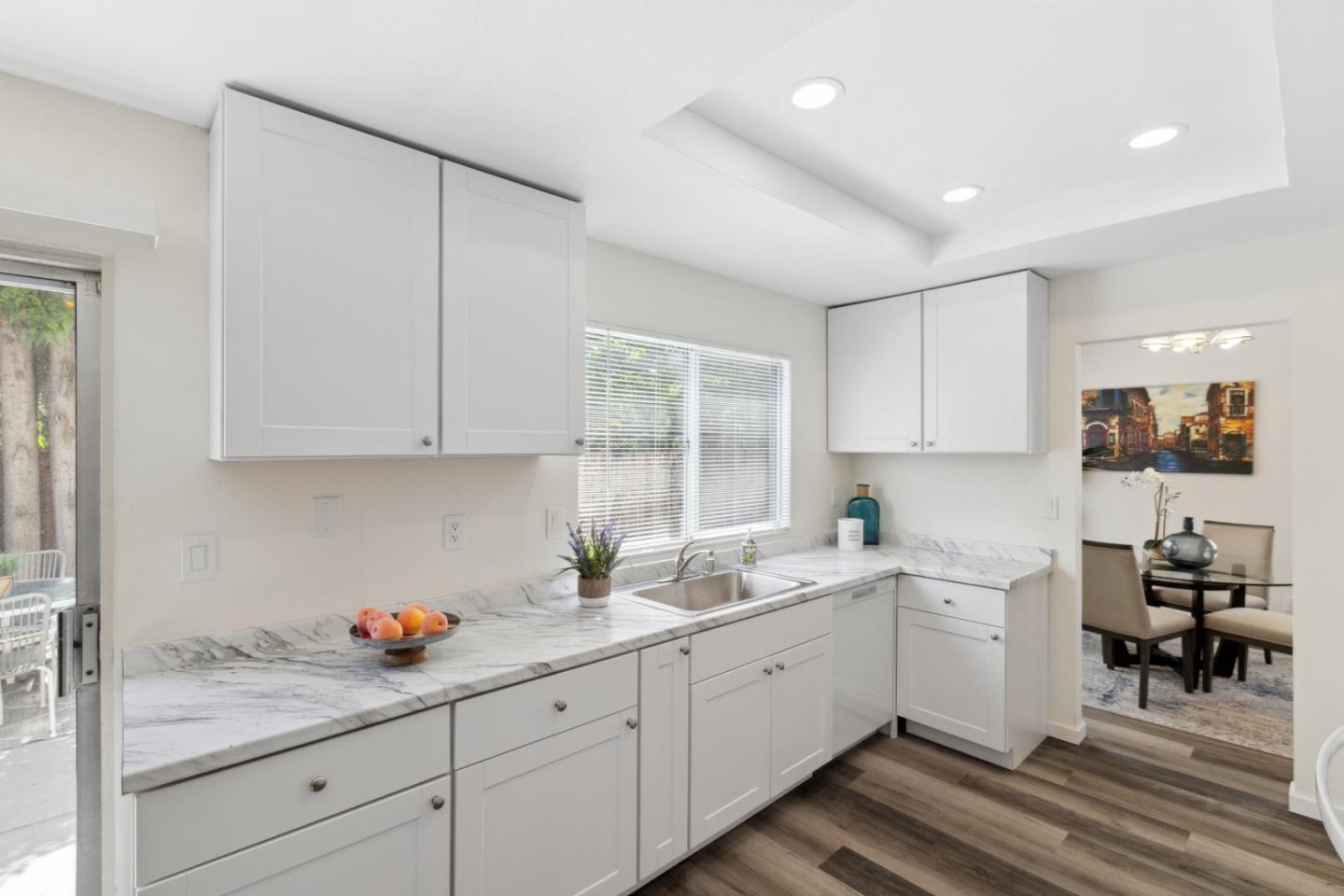 Detail Gallery Image 13 of 32 For 1291 Royal Crest Dr, San Jose,  CA 95131 - 4 Beds | 2/1 Baths