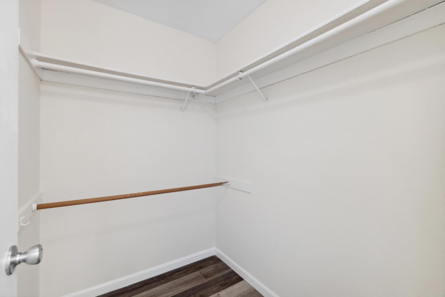 Detail Gallery Image 23 of 32 For 1291 Royal Crest Dr, San Jose,  CA 95131 - 4 Beds | 2/1 Baths