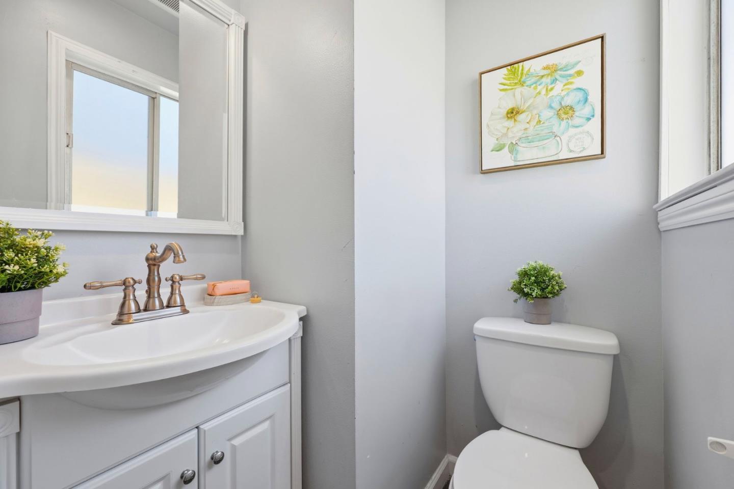Detail Gallery Image 14 of 20 For 2351 Paloma Ct #8,  Pinole,  CA 94564 - 2 Beds | 1/1 Baths