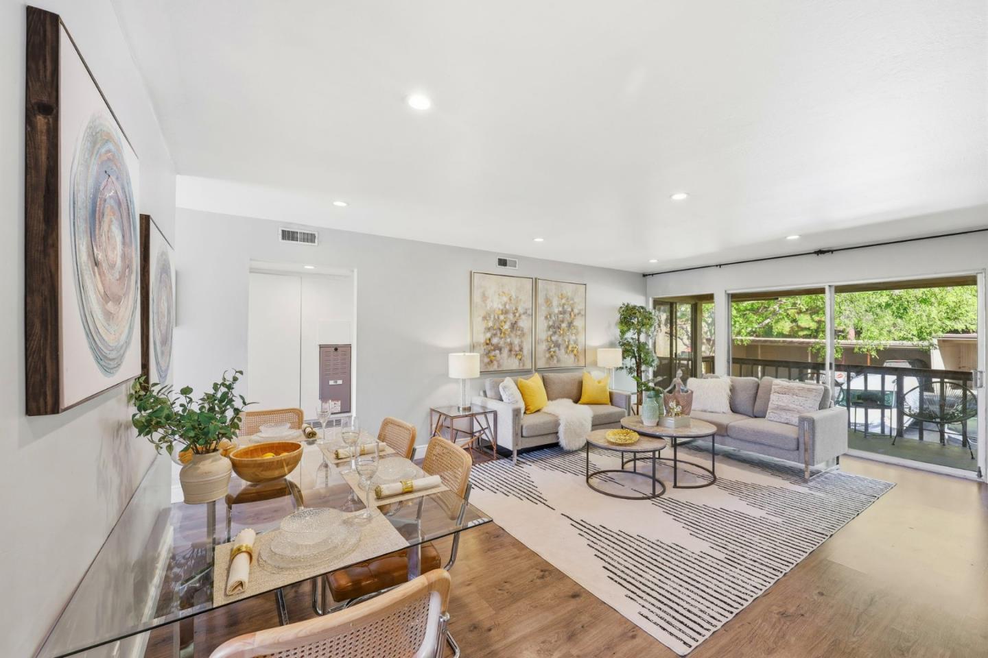 Detail Gallery Image 6 of 20 For 2351 Paloma Ct #8,  Pinole,  CA 94564 - 2 Beds | 1/1 Baths