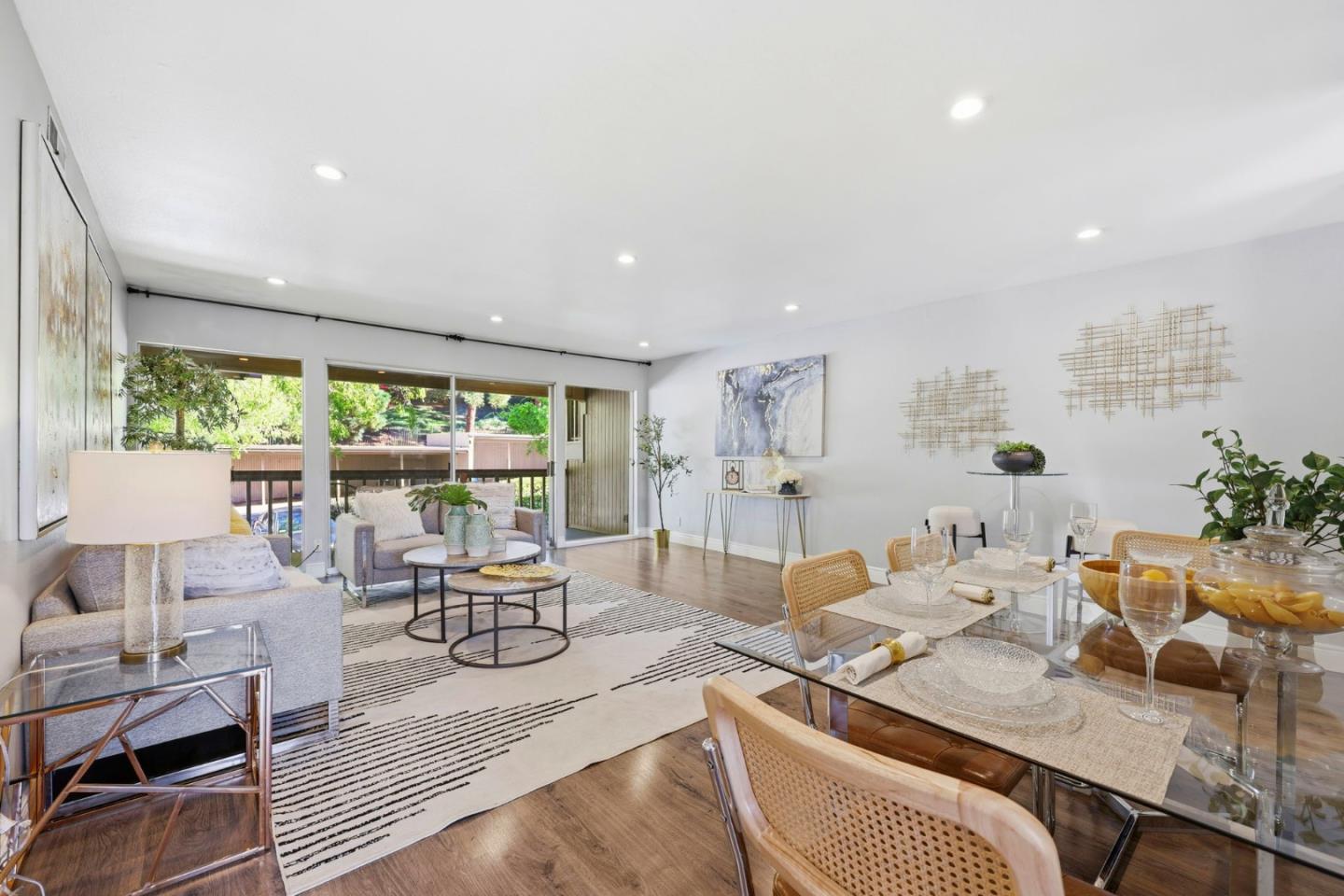 Detail Gallery Image 7 of 20 For 2351 Paloma Ct #8,  Pinole,  CA 94564 - 2 Beds | 1/1 Baths