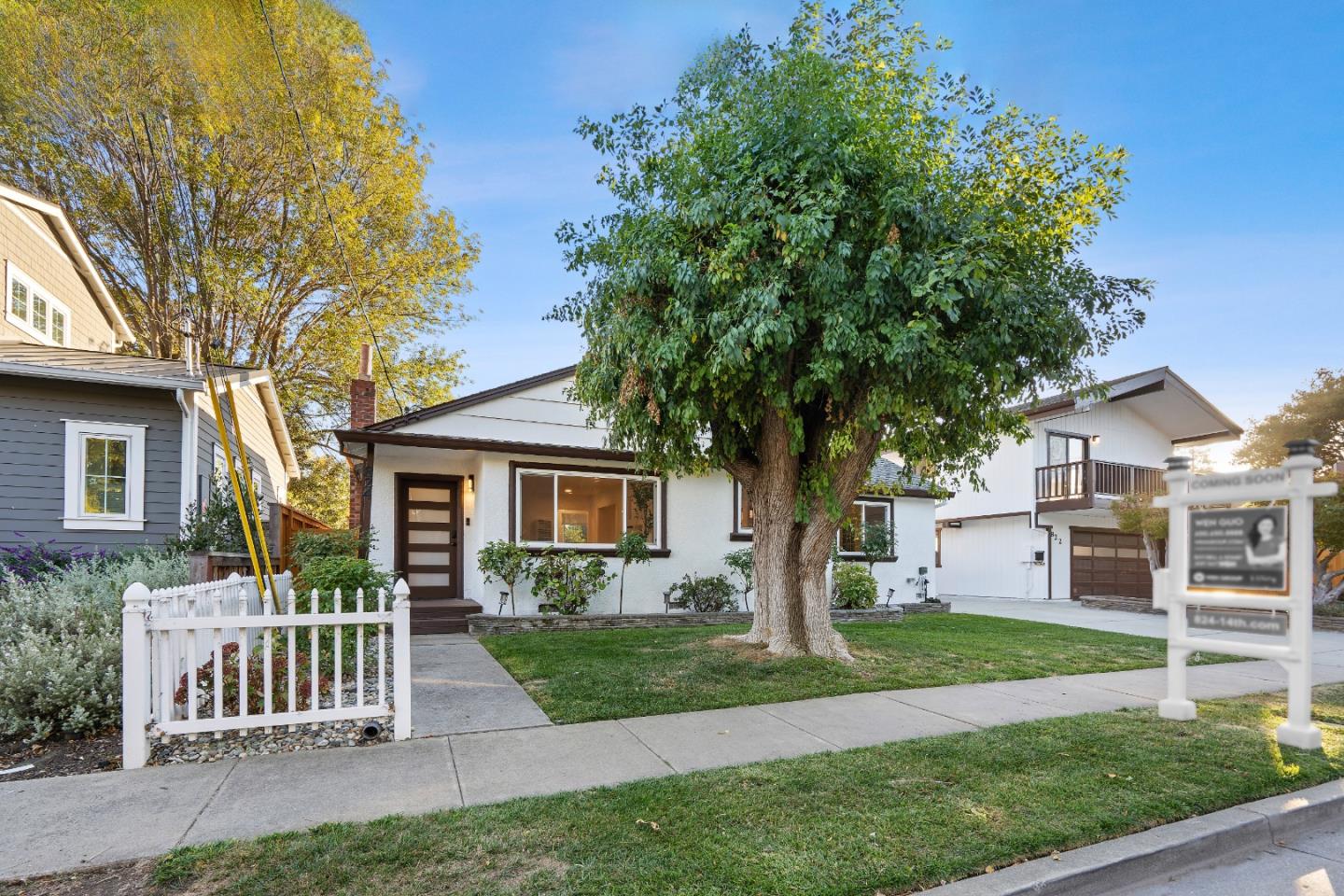 Detail Gallery Image 2 of 73 For 824 14th Ave, Menlo Park,  CA 94025 - 4 Beds | 3 Baths