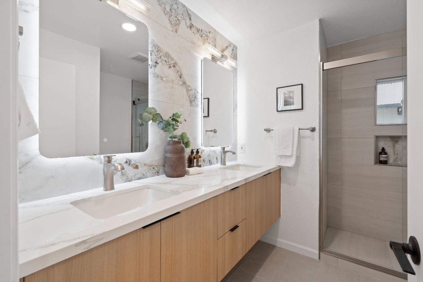 Detail Gallery Image 26 of 73 For 824 14th Ave, Menlo Park,  CA 94025 - 4 Beds | 3 Baths