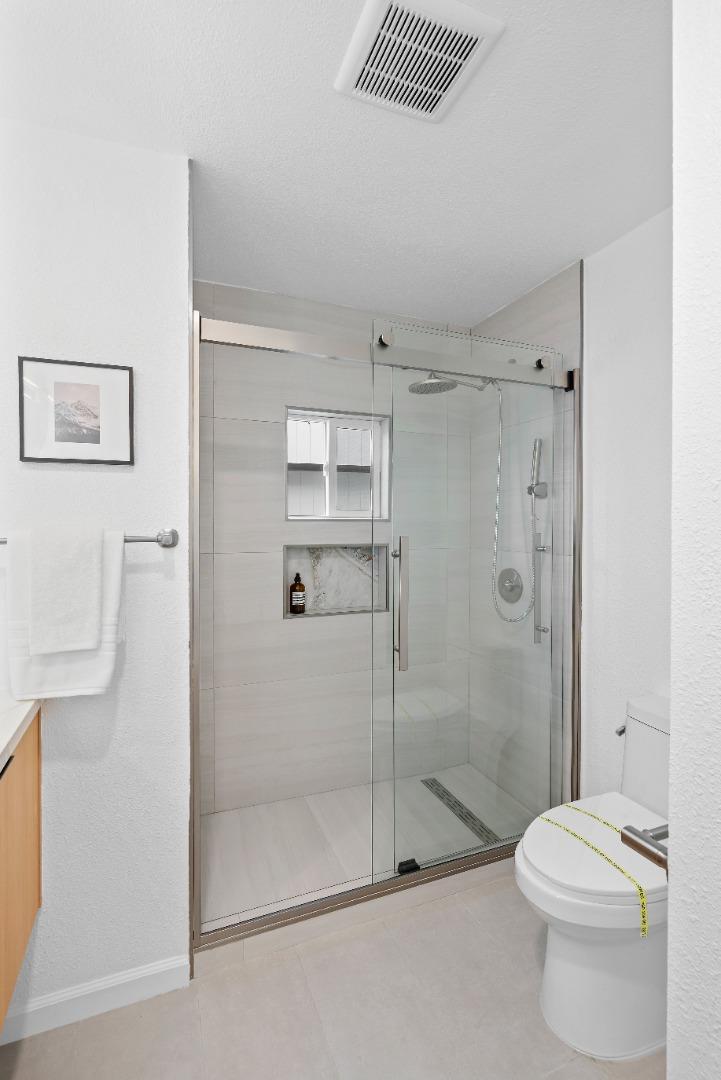 Detail Gallery Image 27 of 73 For 824 14th Ave, Menlo Park,  CA 94025 - 4 Beds | 3 Baths