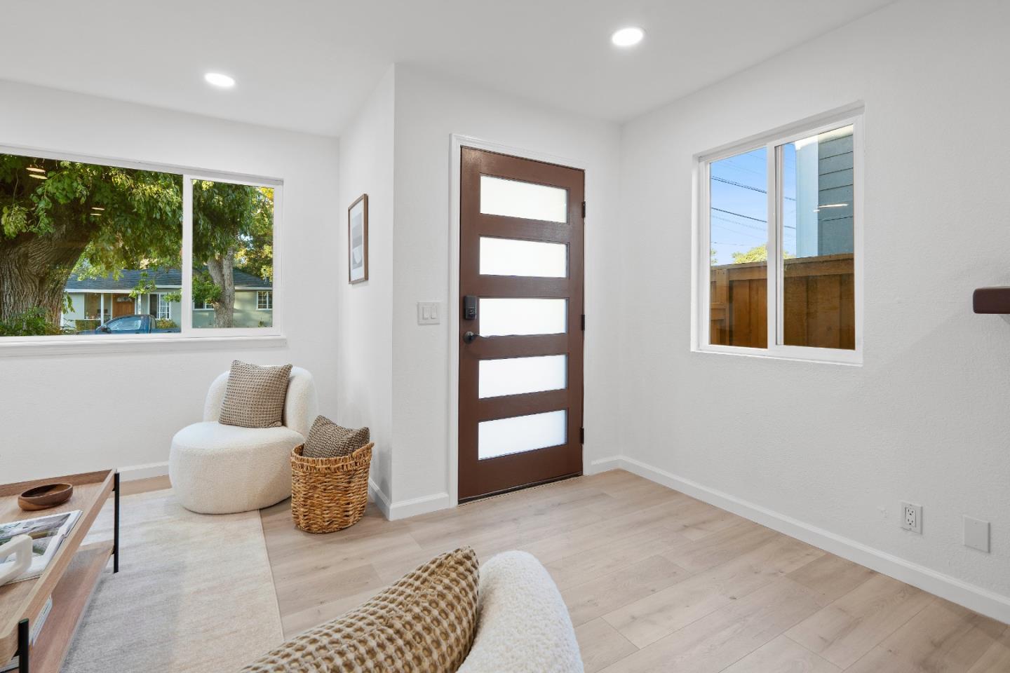 Detail Gallery Image 3 of 73 For 824 14th Ave, Menlo Park,  CA 94025 - 4 Beds | 3 Baths