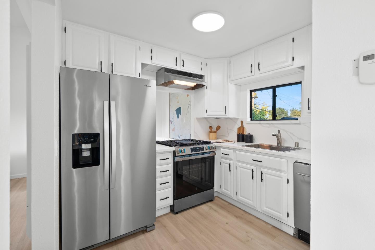 Detail Gallery Image 49 of 73 For 824 14th Ave, Menlo Park,  CA 94025 - 4 Beds | 3 Baths