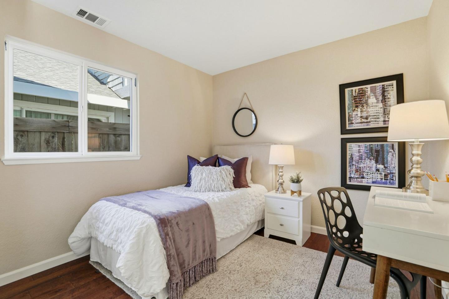 Detail Gallery Image 12 of 44 For 5697 Chesbro Ave, San Jose,  CA 95123 - 3 Beds | 2 Baths