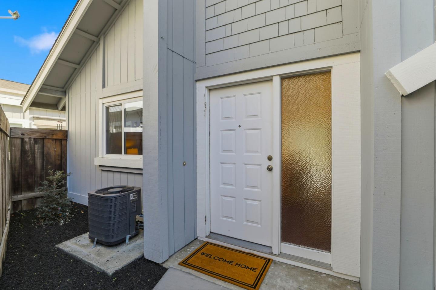 Detail Gallery Image 3 of 44 For 5697 Chesbro Ave, San Jose,  CA 95123 - 3 Beds | 2 Baths