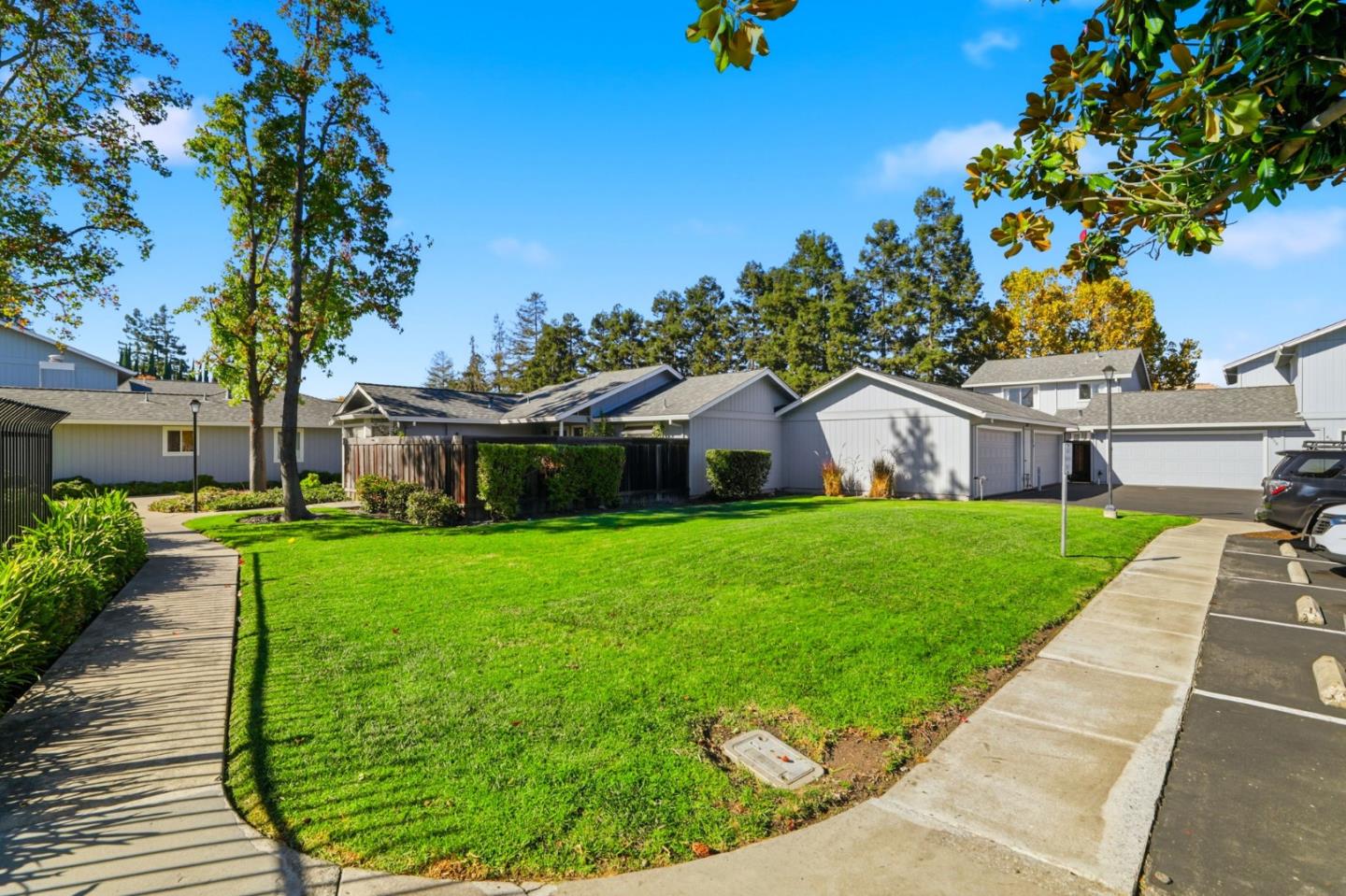 Detail Gallery Image 32 of 44 For 5697 Chesbro Ave, San Jose,  CA 95123 - 3 Beds | 2 Baths