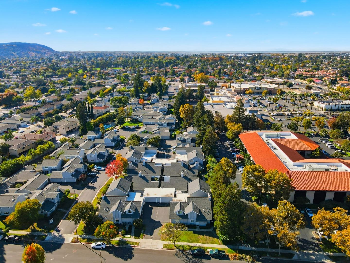 Detail Gallery Image 36 of 44 For 5697 Chesbro Ave, San Jose,  CA 95123 - 3 Beds | 2 Baths