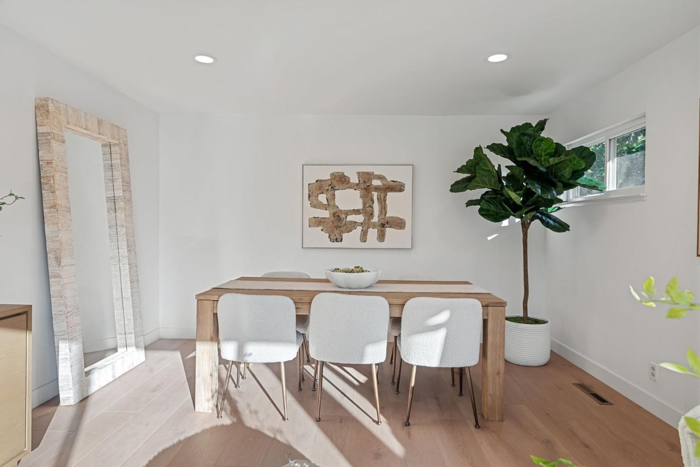 Detail Gallery Image 19 of 44 For 1668 Nora Way, San Jose,  CA 95124 - 4 Beds | 2 Baths