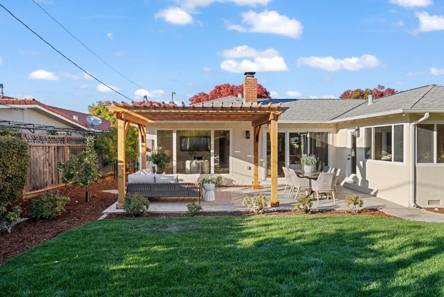 Detail Gallery Image 41 of 44 For 1668 Nora Way, San Jose,  CA 95124 - 4 Beds | 2 Baths