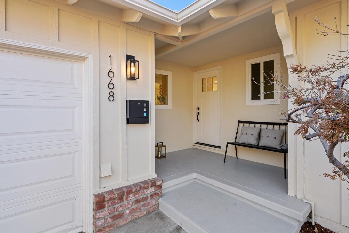 Detail Gallery Image 6 of 44 For 1668 Nora Way, San Jose,  CA 95124 - 4 Beds | 2 Baths