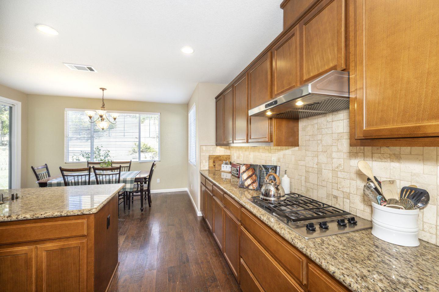 Detail Gallery Image 14 of 51 For 4492 Sweet Water St, Antioch,  CA 94531 - 5 Beds | 3 Baths