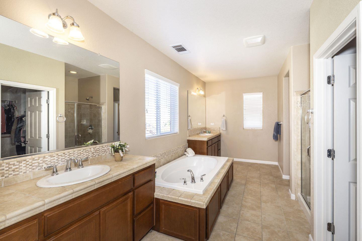 Detail Gallery Image 30 of 51 For 4492 Sweet Water St, Antioch,  CA 94531 - 5 Beds | 3 Baths