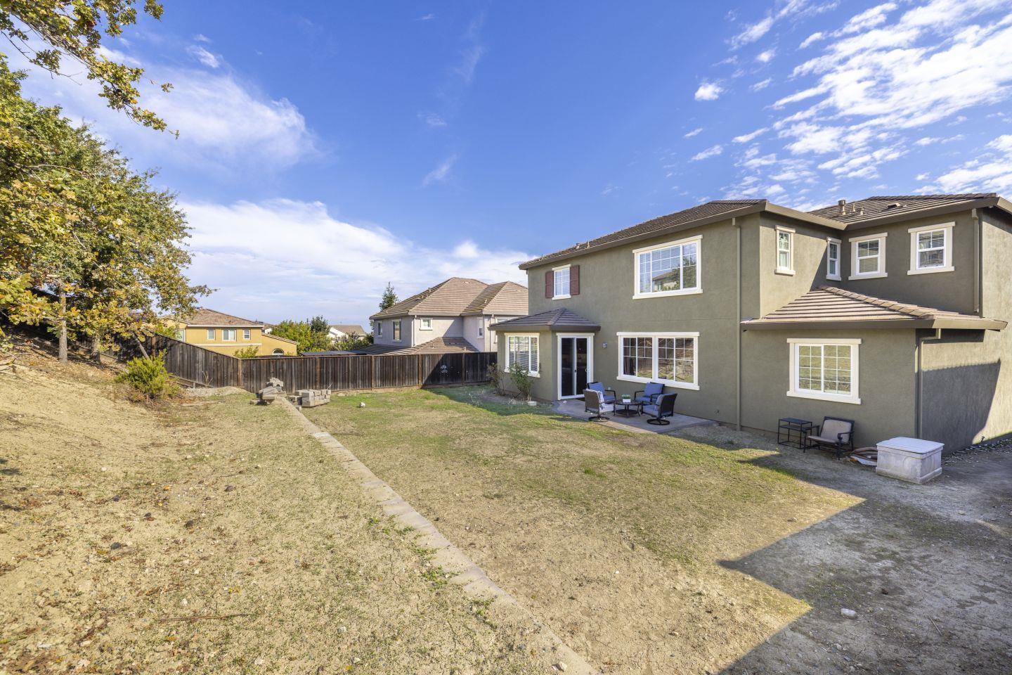 Detail Gallery Image 46 of 51 For 4492 Sweet Water St, Antioch,  CA 94531 - 5 Beds | 3 Baths