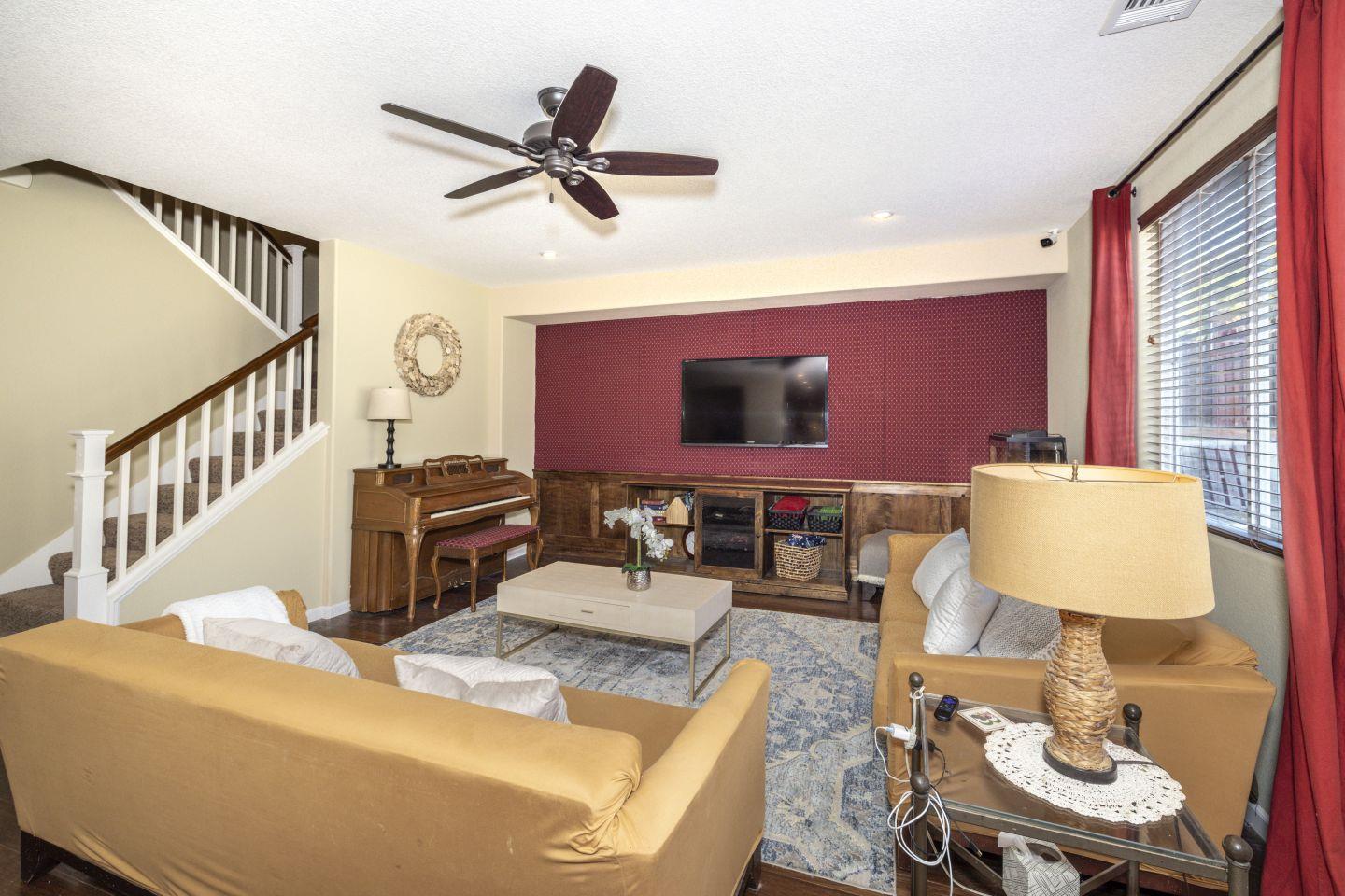 Detail Gallery Image 8 of 51 For 4492 Sweet Water St, Antioch,  CA 94531 - 5 Beds | 3 Baths