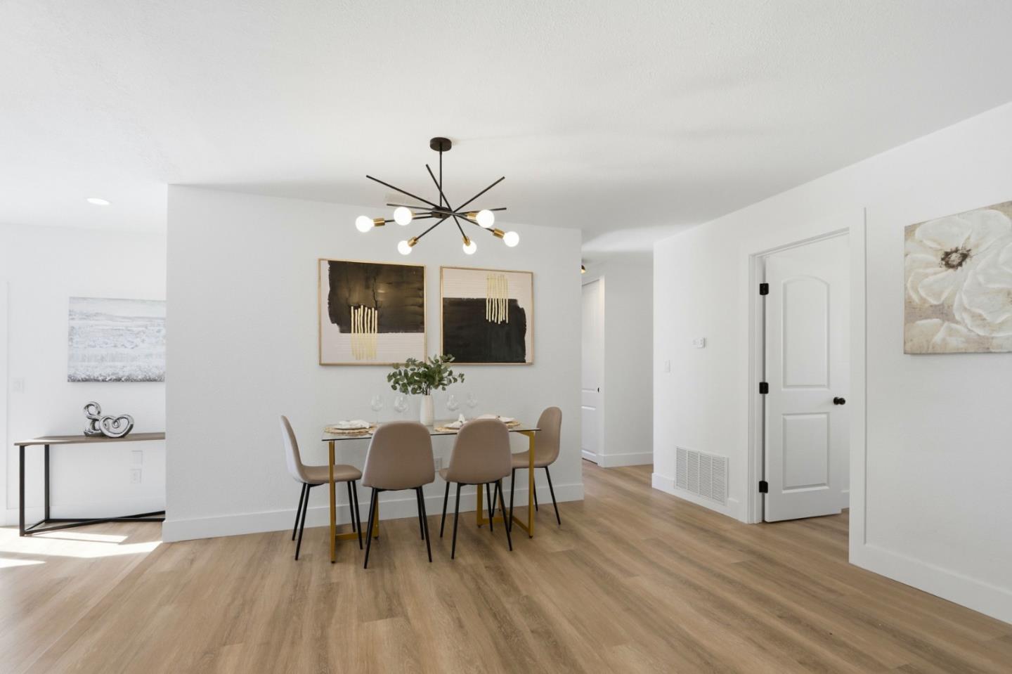 Detail Gallery Image 12 of 35 For 2837 Burdick Way, San Jose,  CA 95148 - 4 Beds | 2 Baths