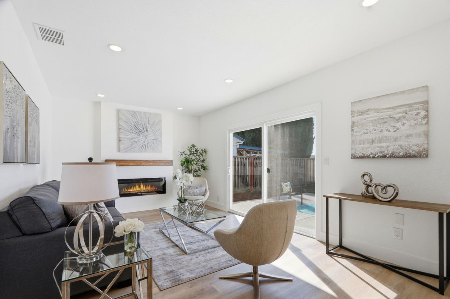 Detail Gallery Image 15 of 35 For 2837 Burdick Way, San Jose,  CA 95148 - 4 Beds | 2 Baths