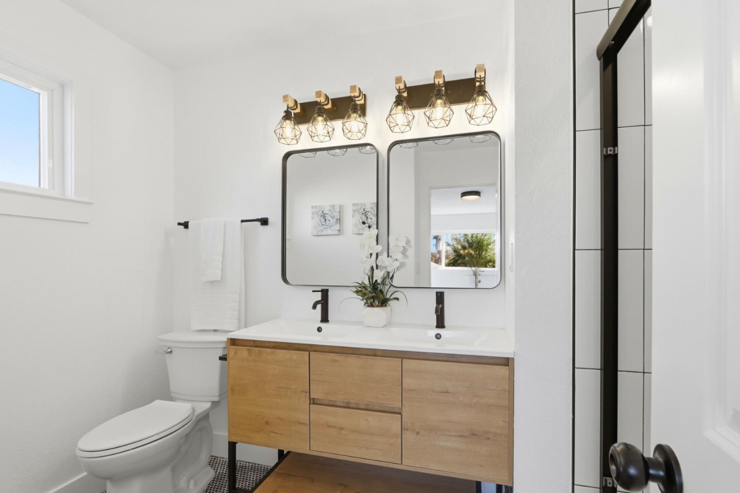 Detail Gallery Image 28 of 35 For 2837 Burdick Way, San Jose,  CA 95148 - 4 Beds | 2 Baths