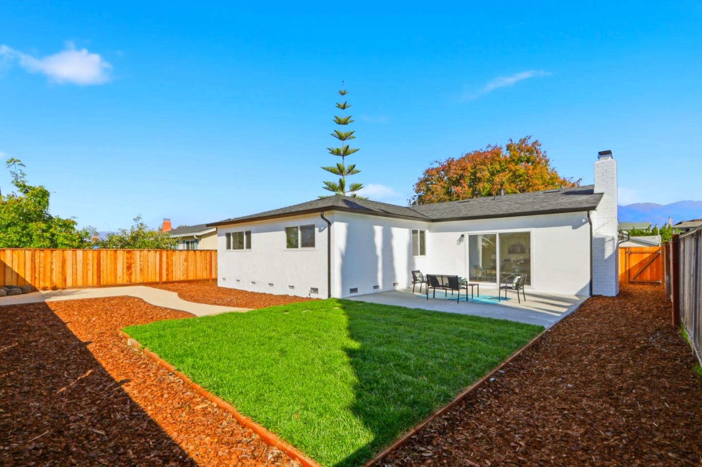 Detail Gallery Image 5 of 35 For 2837 Burdick Way, San Jose,  CA 95148 - 4 Beds | 2 Baths