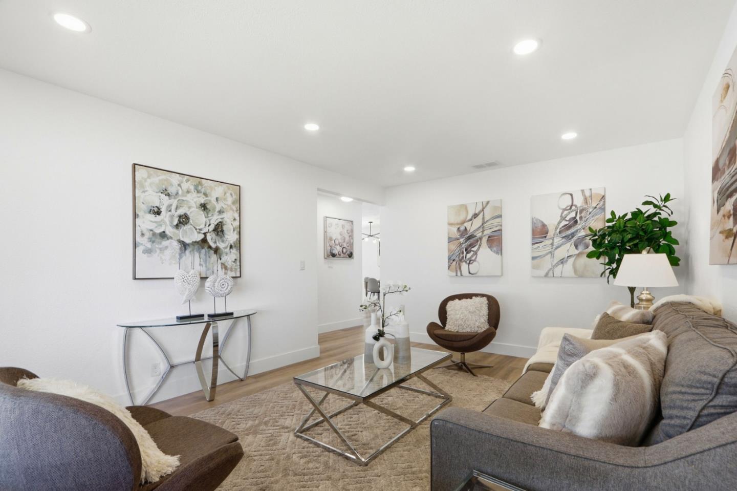 Detail Gallery Image 9 of 35 For 2837 Burdick Way, San Jose,  CA 95148 - 4 Beds | 2 Baths